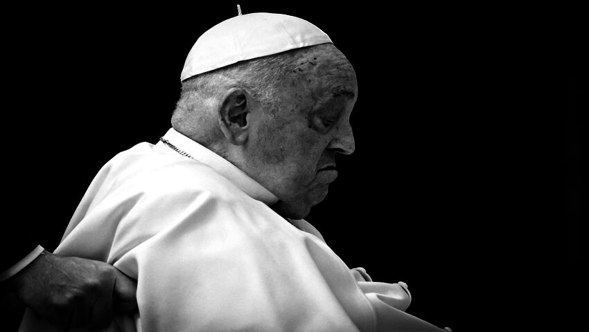Paavi Franciscuksen hautajaiset