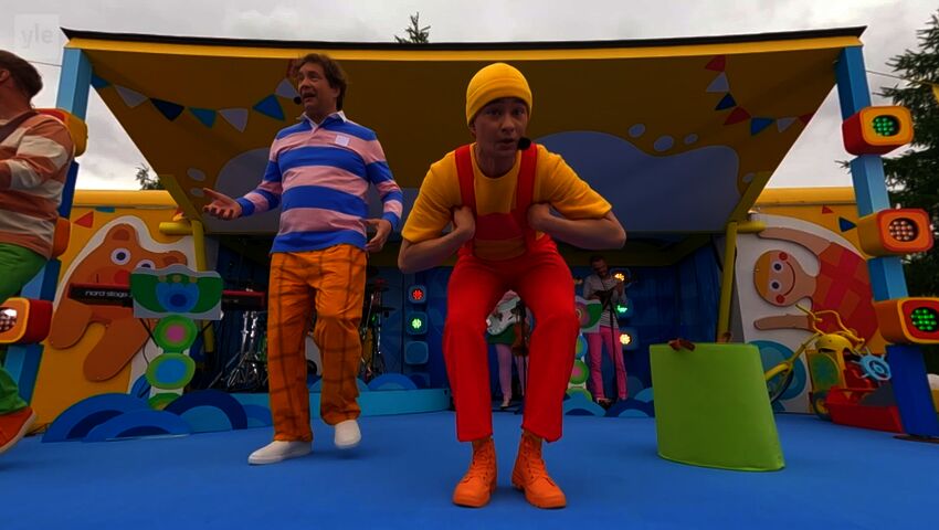 Leikitään Pikku Kakkosta