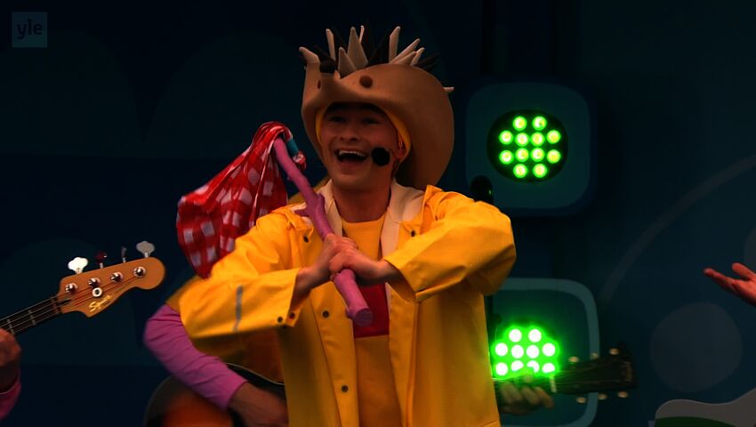 Leikitään Pikku Kakkosta