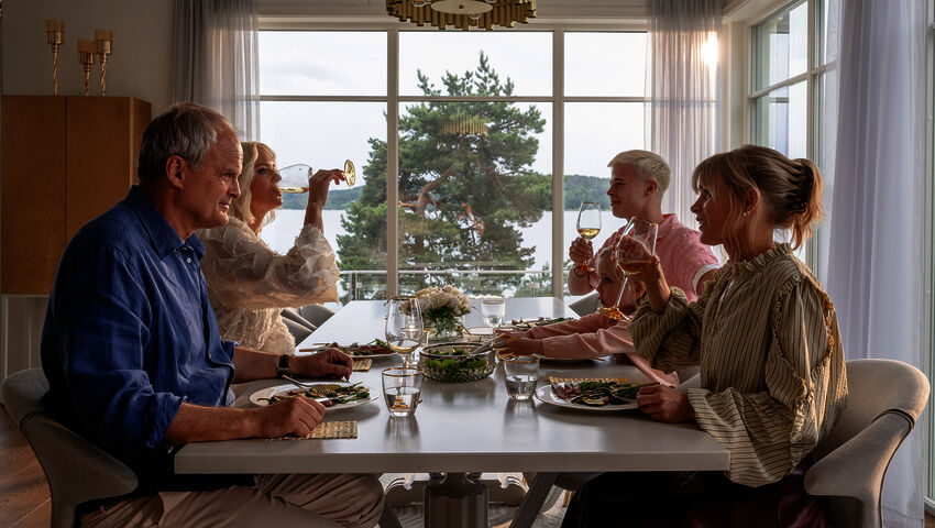 Solsidan - Onnea onkimassa (7)