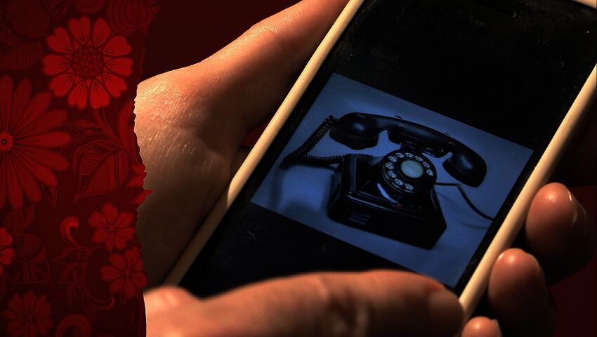 Arkistosta revittyä: Puhelin