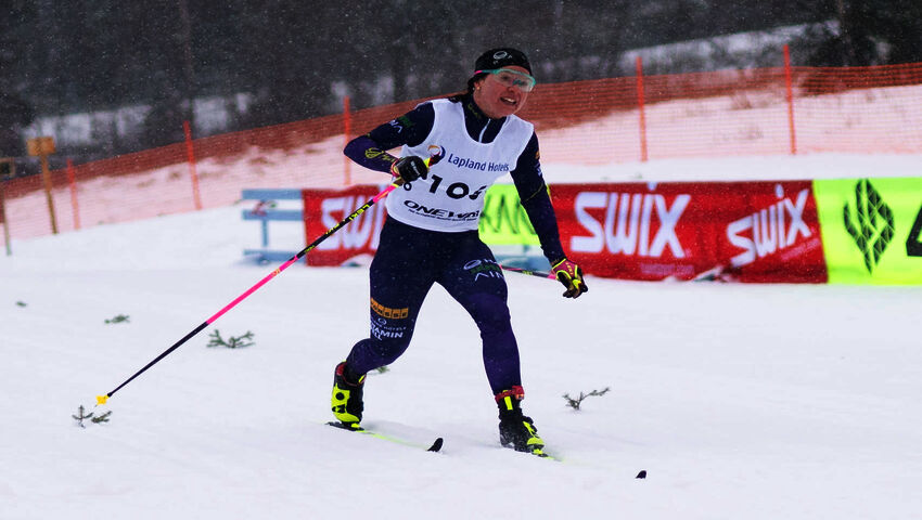 Kerttu Niskanen kommentoi heikosti sujunutta Oloksen perinteisen kymppiä