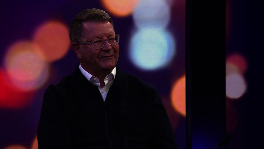 Liigapomo myöntää uhkakuvan, että edustus vie rahaa junioribudjetista