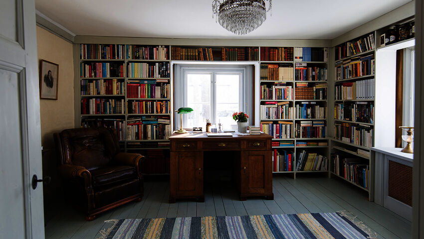 Talot huokuvat historiaa