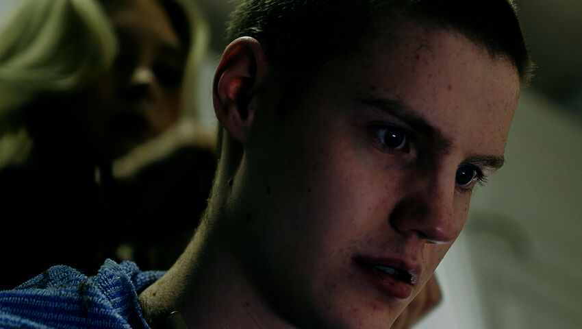 Maan puolustajat (7)