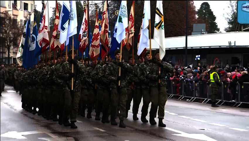 Itsenäisyyspäivän paraatin ohimarssi 2025