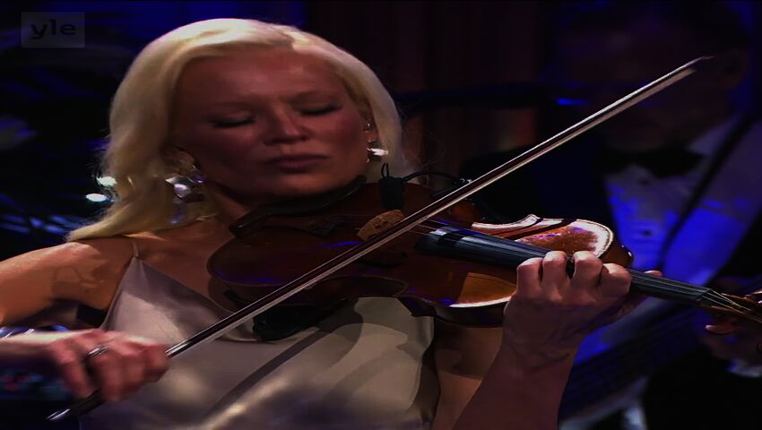 Illan viimeinen hidas oli Linda Lampeniuksen upea Finlandia