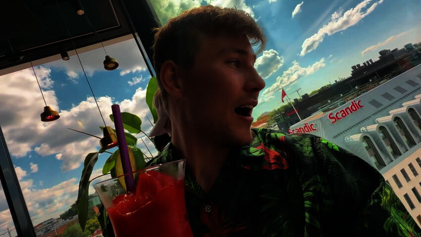 Daniel Ahola: Poliisia ja rosvoa (S)