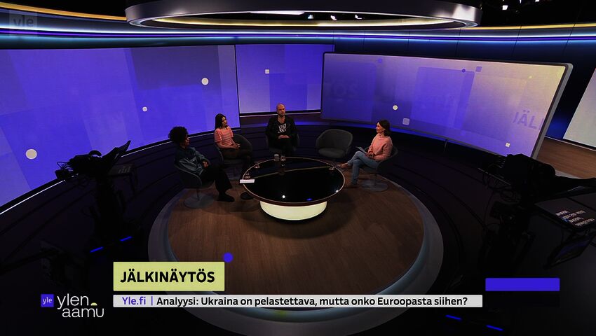 "Katson Holidayn ja luukutan joulumusaa kaksi viikkoa" 