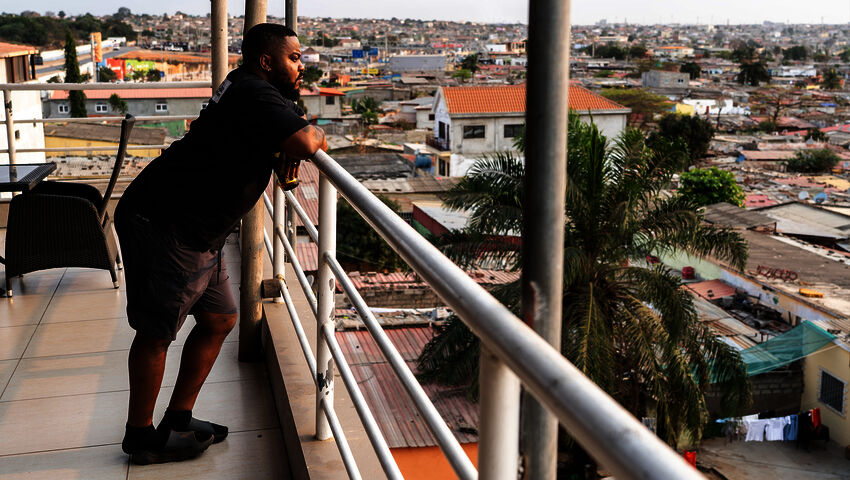 Lähiöbotox: African Metal Tour