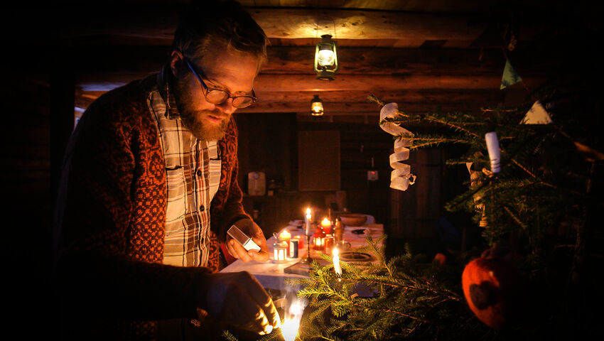 Tiettömän taipaleen takana - joulu