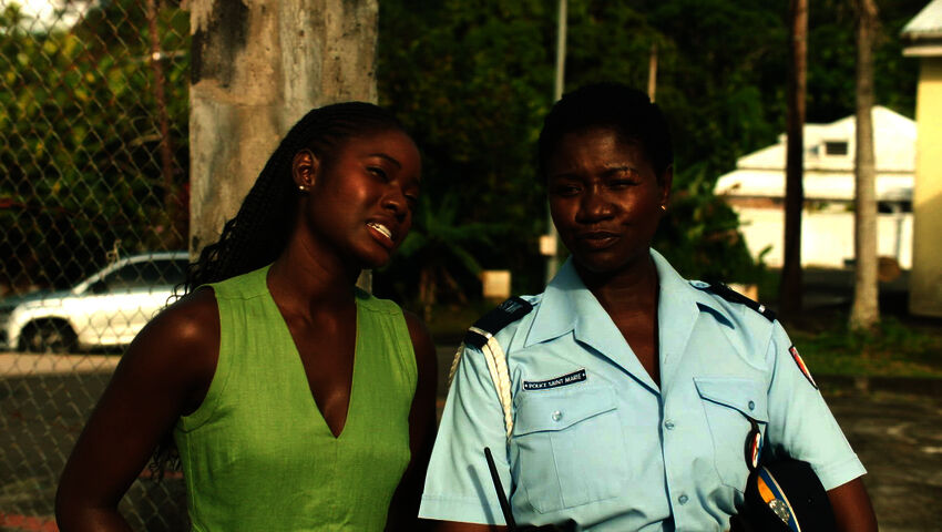 Murha paratiisissa (7)