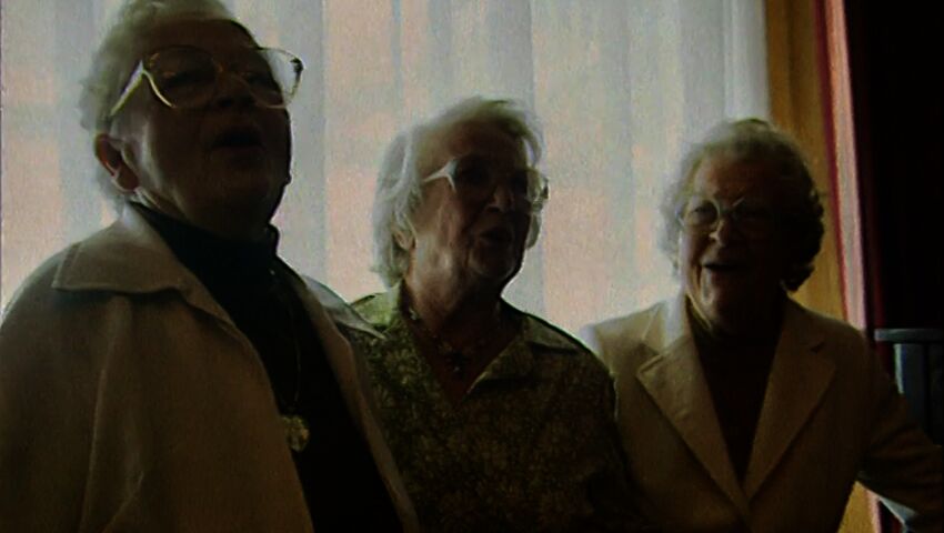 Kolme tyttöä Suomesta - Harmony Sisters