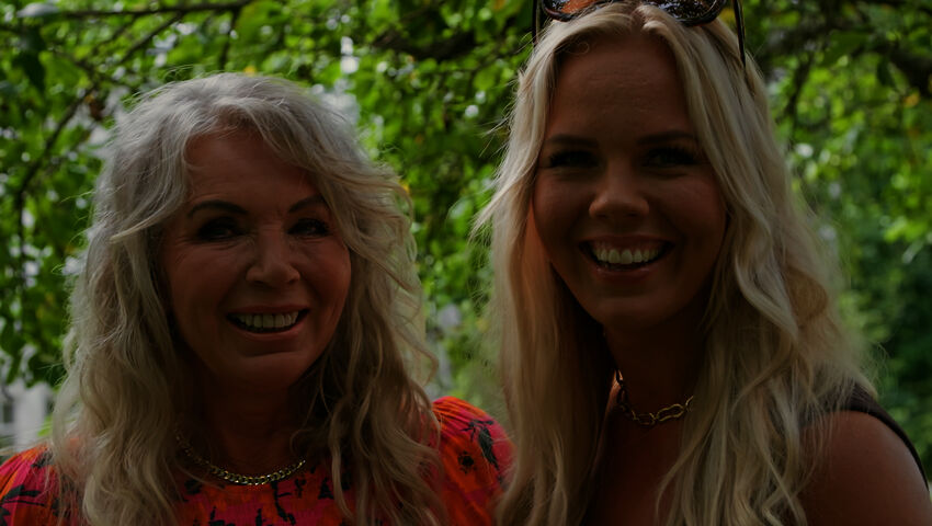 Äidiltä tyttärelle