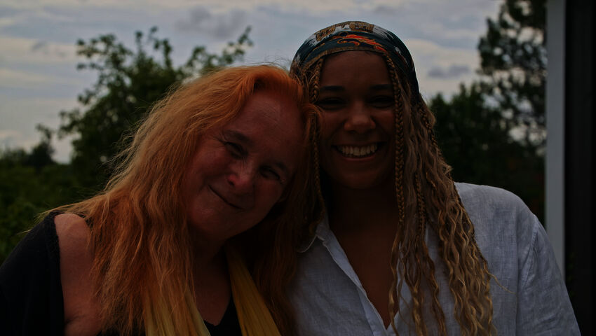 Äidiltä tyttärelle