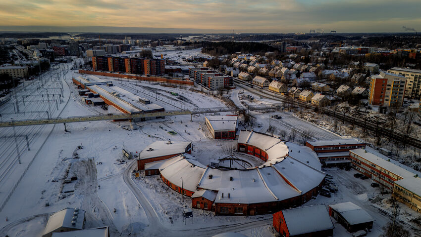 Vad är läget med det planerade arenabygget på bangården i Åbo?