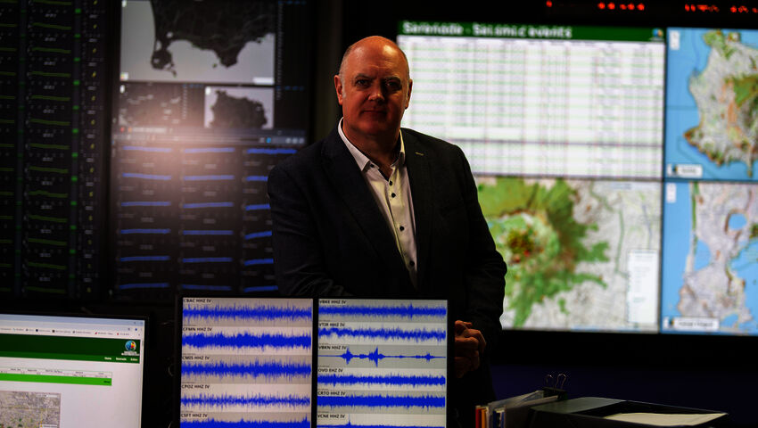 Prisma: Kiehtovat tulivuoret