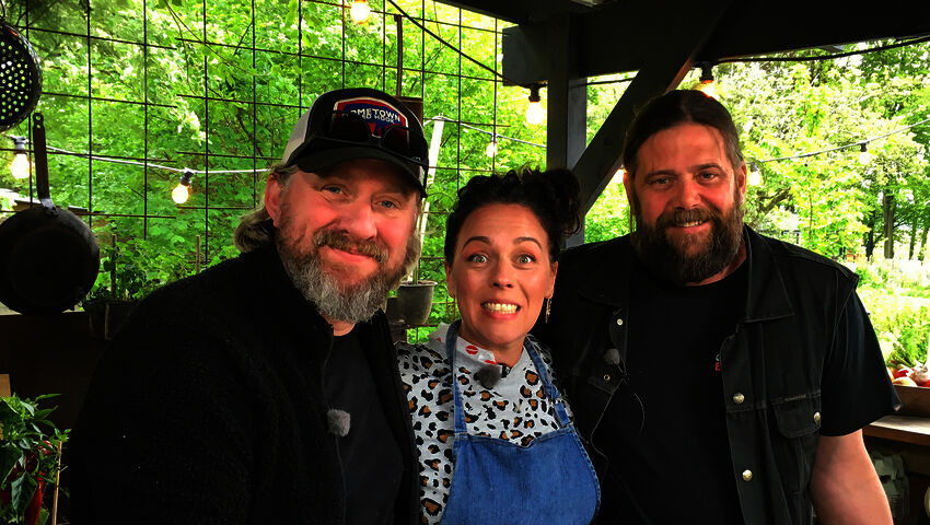 Timjamia, kukkoa ja torttuja