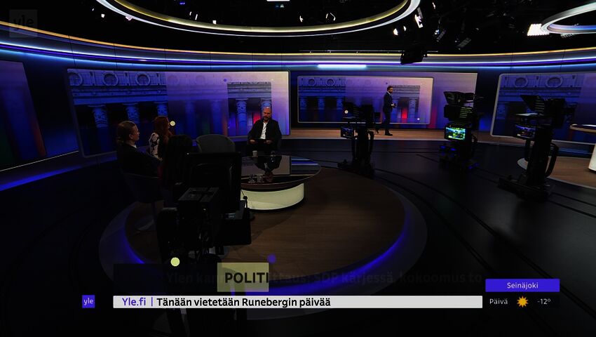 Toimittajaraati ruotii politiikan uutiset