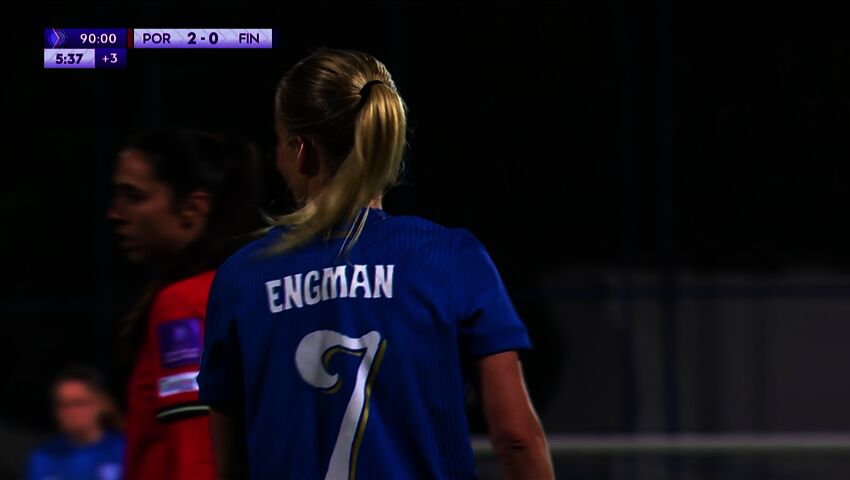 Suomi saa rangaistuspotkun – Eveliina Summanen epäonnistuu