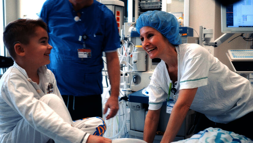 Hyvissä käsissä (7)