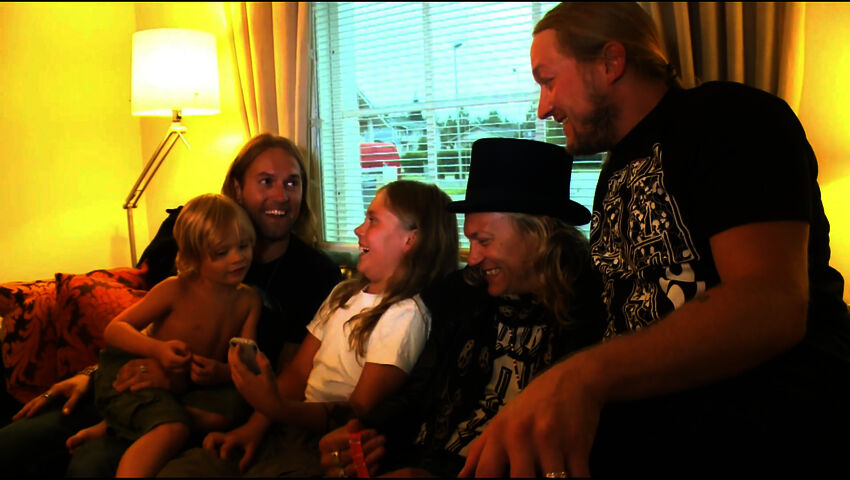 Duudsonit tuli taloon (S)