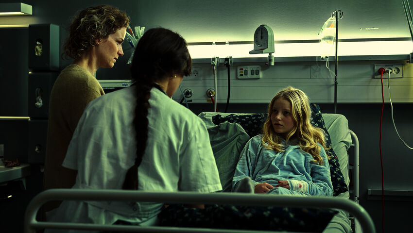 Ihmeiden äärellä (12)