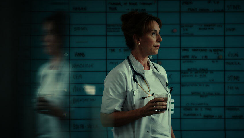 Ihmeiden äärellä (12)