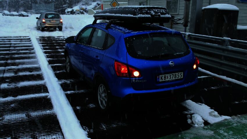 Tiettömän taipaleen takana