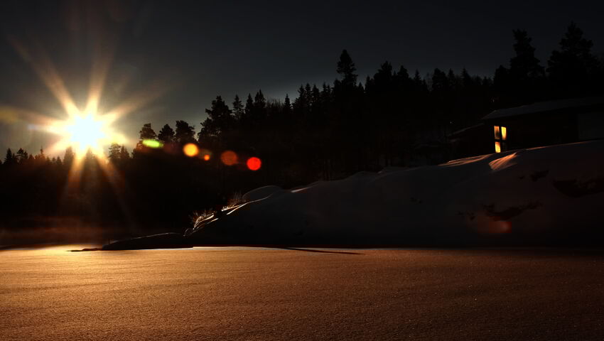 Tiettömän taipaleen takana