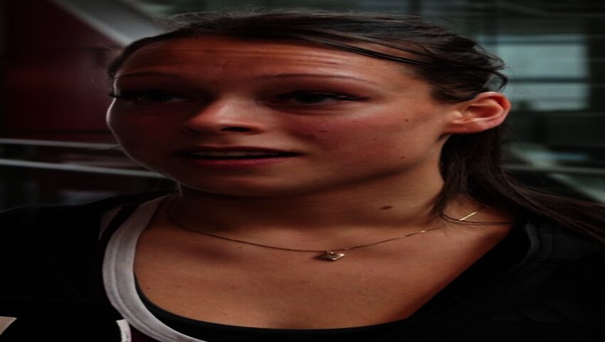 Ingrid Suominen och Matilda Sandbacka om stängning av skolorna