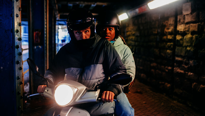 Vaarallinen vieras (16)