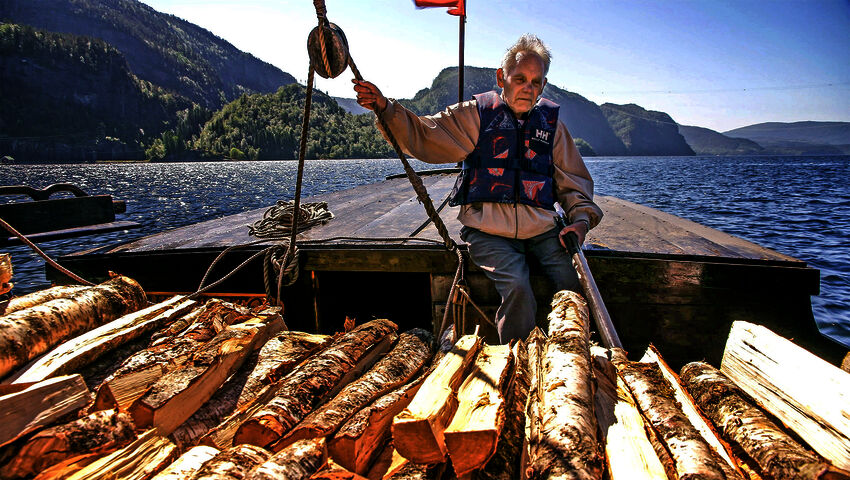 Tiettömän taipaleen takana