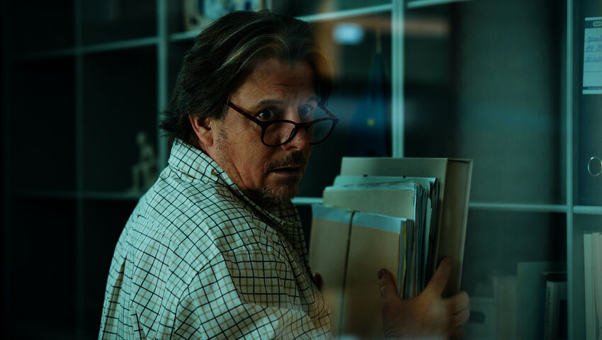 Ihmeiden äärellä (12)