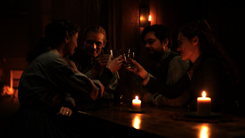 Outlander - Matkantekijä (16)