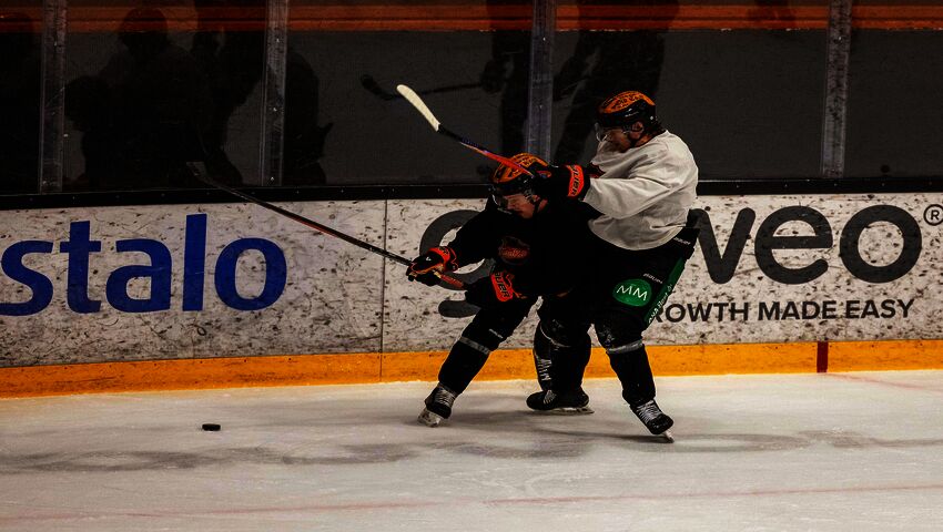 KooKoo valmistautuu lauantaina alkaviin SM-liigan puolivälieräpeleihin