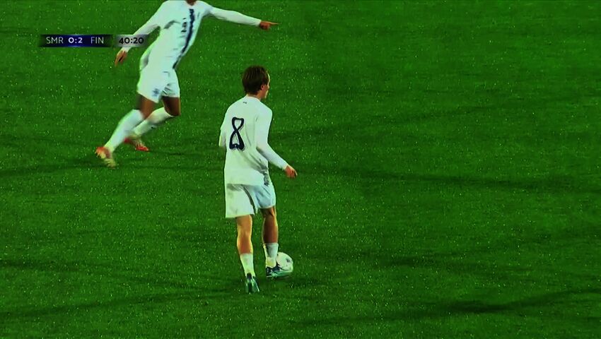 Katso, kuinka Matias Siltanen osui Pikkuhuuhkajien komeasta syöttöketjusta