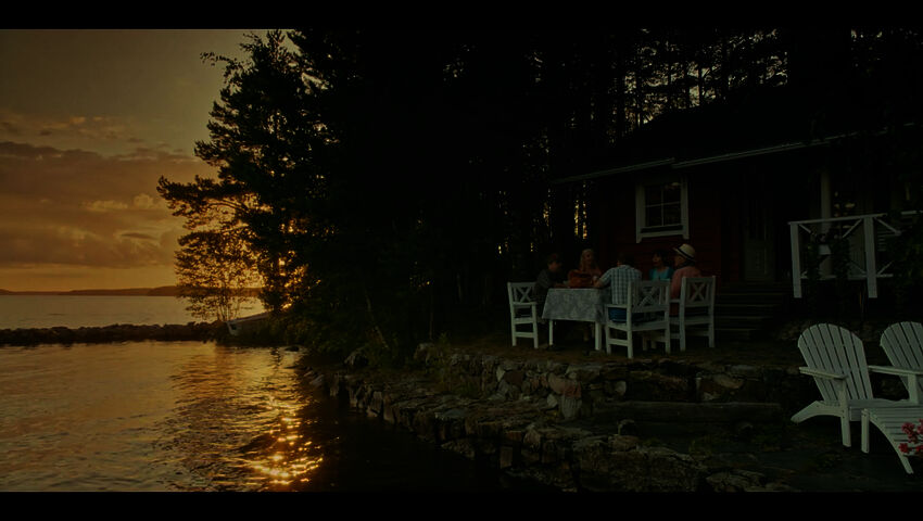 Kummeli esittää: Mökkinaapurit (S)