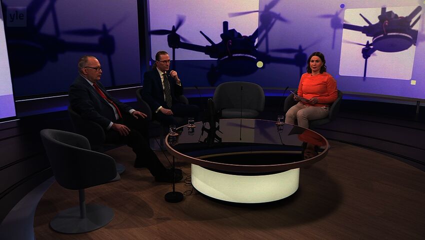 Mitä tiedetään Suomeen pudonneista drooneista?