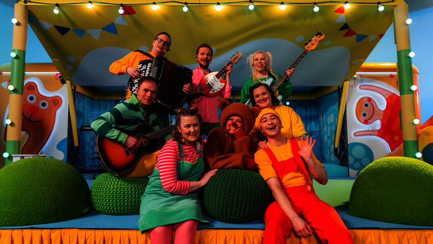 Leikitään Pikku Kakkosta