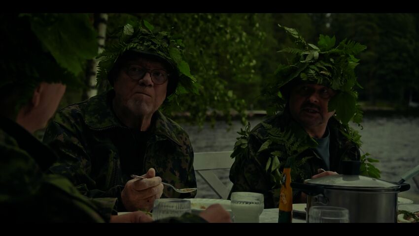 Kummeli esittää: Mökkinaapurit (S)