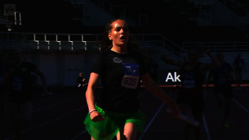 4 x 100 m flickor, final