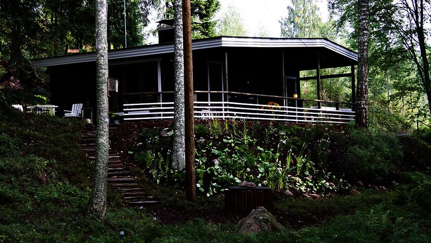 Huvila & Huussi