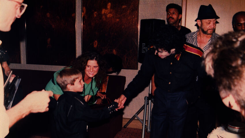 Leaving Neverland (12)