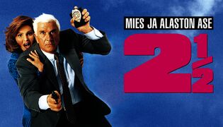 Elokuva: Mies ja alaston ase 2 ½ (12)