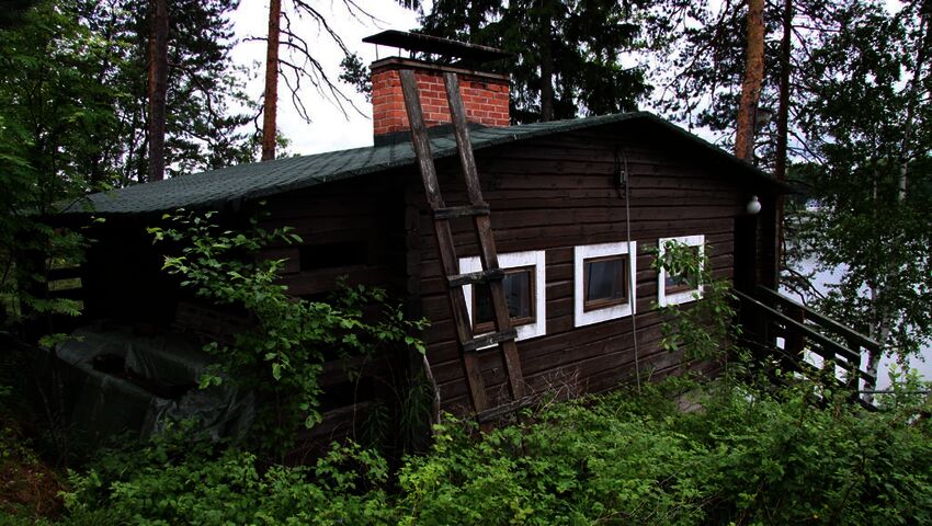 Huvila & Huussi