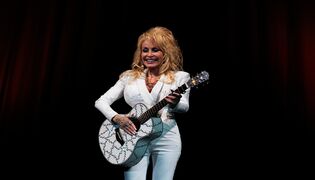 Världen sörjer Dolly Parton