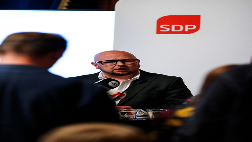 SDP:n terveiset budjettiriiheen: Alkoholin EU-etämyyjille velvollisuus rekisteröityä