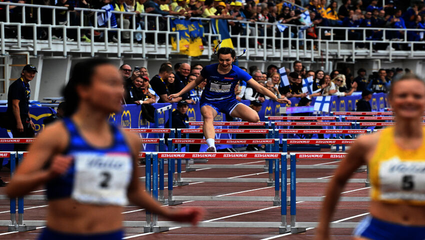 Ella Junnila naisten 100 m aitajuoksussa