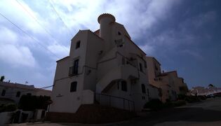 Unelma-asunto auringon alta